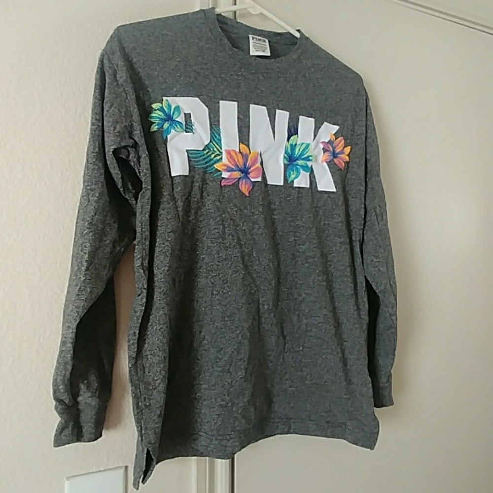 VS PINK Campus Long Sleeve